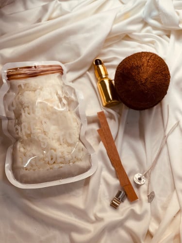 صندوق اصنع شمعتك بنفسك بجوز الهند