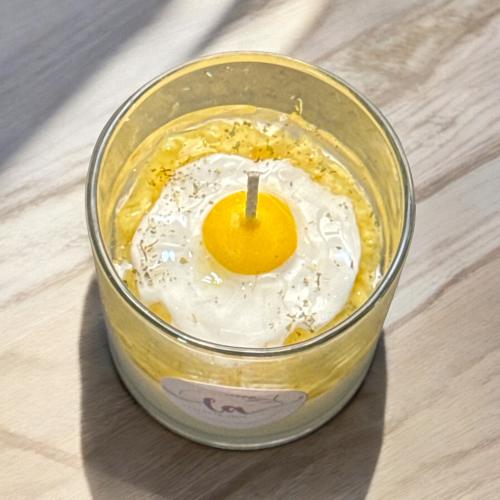 شمعة الاندومي والبيض