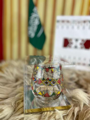 كوب قزاز بنقش عسيري