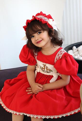 فستان أحمر دانتيل مع الطوق