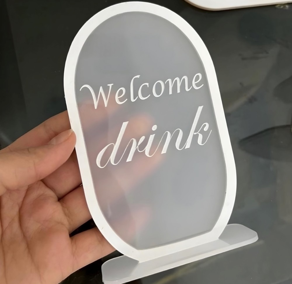 استاند اكريليك