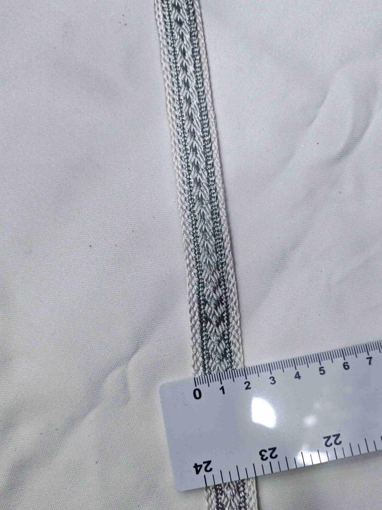 كلفة قفطان مغربي فضي