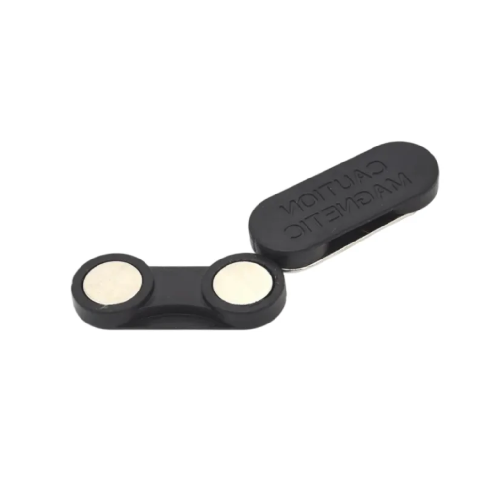 شارة اسم مغناطيسية