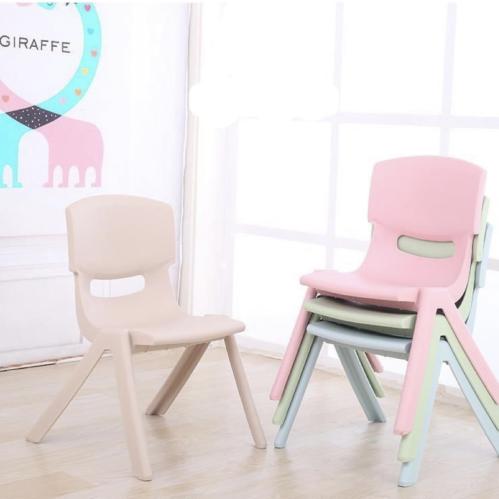 كرسي اطفال كبير