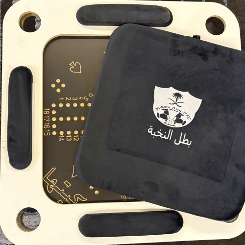 طاوله بلوت وجاكارو شعار الاهلي