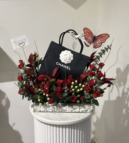 عطر شانيل شانص مع ورد