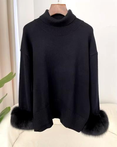 Black sweater - faux fur