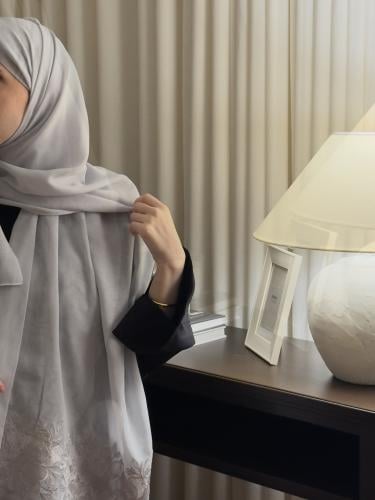 طرحة - رمادي فاتح