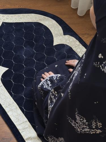 طقم صلاة كحلي - لف