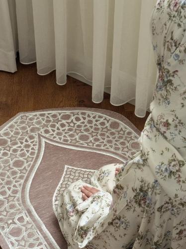 طقم صلاة بيج - لف