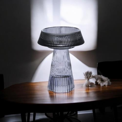 شمعدان زجاج مقاس 14 * 11 سم