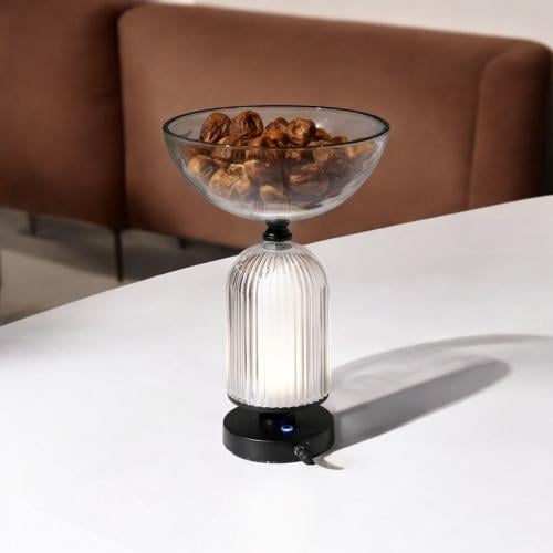 صحن زجاجي بقاعدة مضيئة