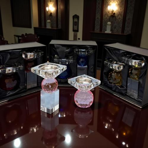 مبخرة زجاج ملون بقاعدة