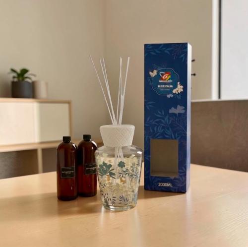 عطر فواحة زجاج 2000 مل