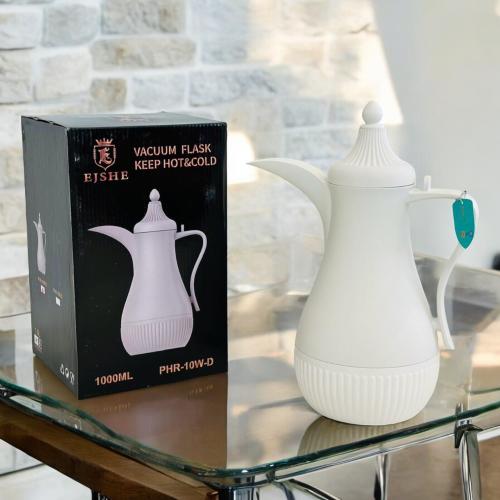 ثلاجة قهوة أبيض