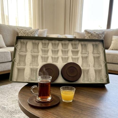 طقم بيالة مع فناجين زجاج 36 ح