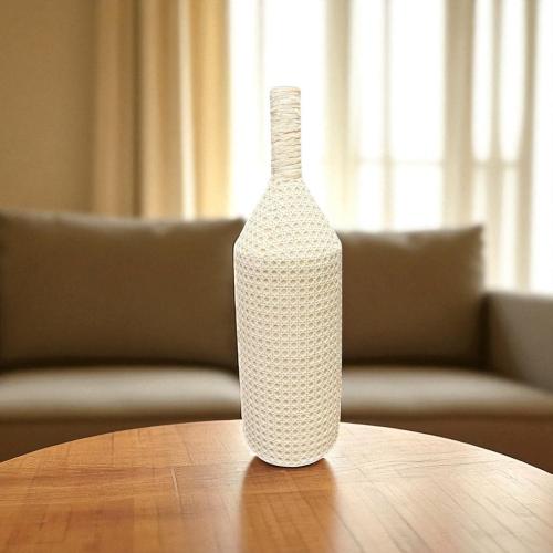 فازة سيراميك ابيض