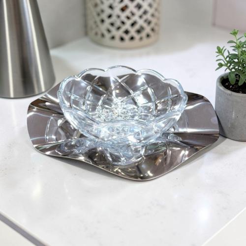 صحن زجاج بقاعدة ستيل