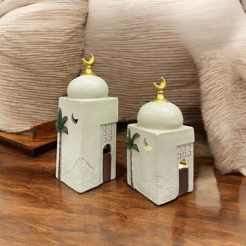 فانوس النخلة وسط