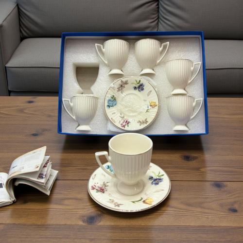 كوب سيراميك مع صحن