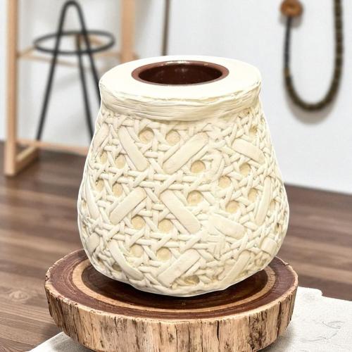 شمعدان سيراميك ابيض