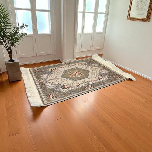 مفرش مقاس  38 * 28 سم