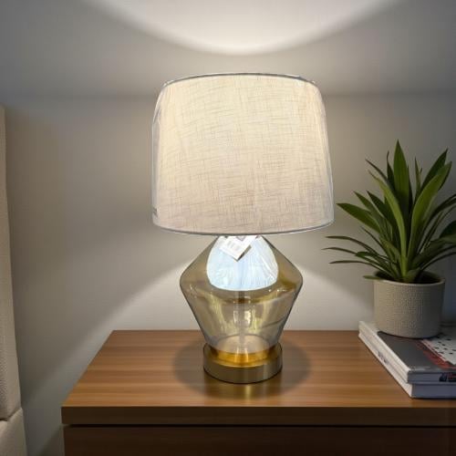 اباجورة زجاج