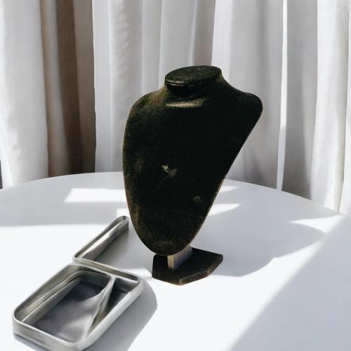 استاند مجوهرات