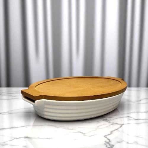 صحن سيراميك بغطاء خشب