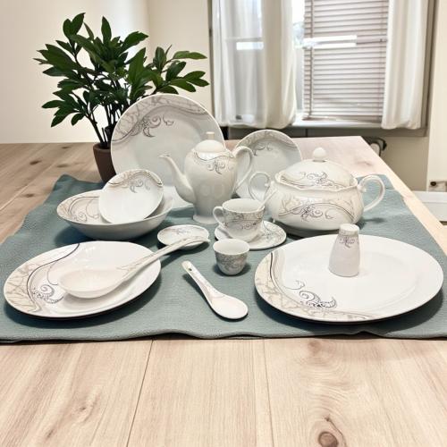 طقم عشاء سيراميك 70 قطعة