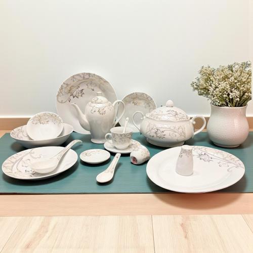 طقم عشاء سيراميك 70 قطعة