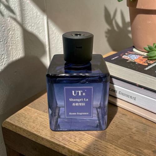 عطر فواحة كهرباء