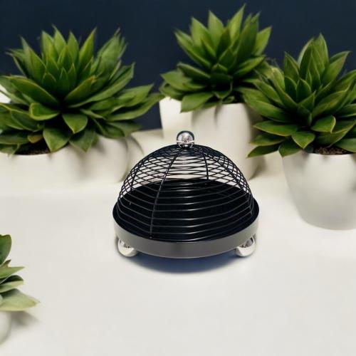 صحن كيك اسود غطاء شبك مقاس 20 * 15 سم