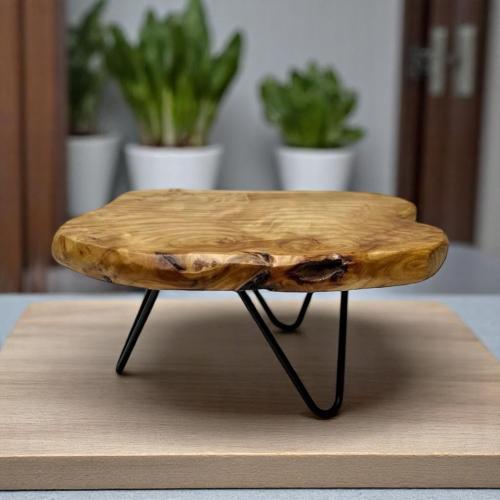 تبسي خشب بستاند