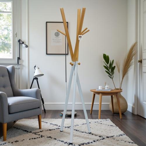 علاقة ملابس ديكور