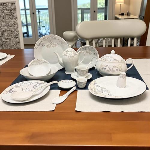 طقم عشاء سيراميك 70 قطعة