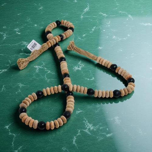 مسبحة خشب ديكور