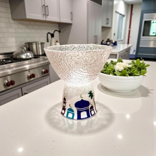 صحن زجاج بقاعدة فنجان رمضان