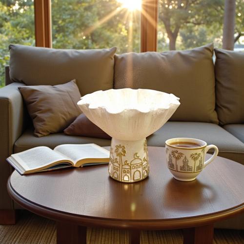 صحن سيراميك بقاعدة رمضان ذهبي