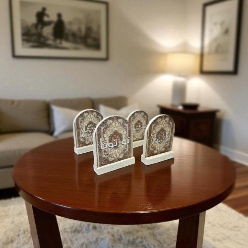 استاند ديكور بالحبه