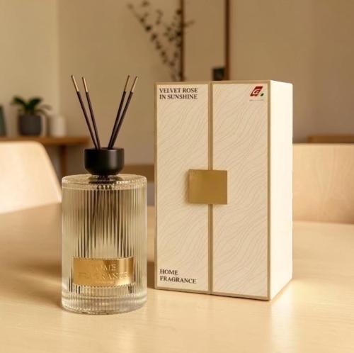 عطر فواحة زجاج 2000 مل