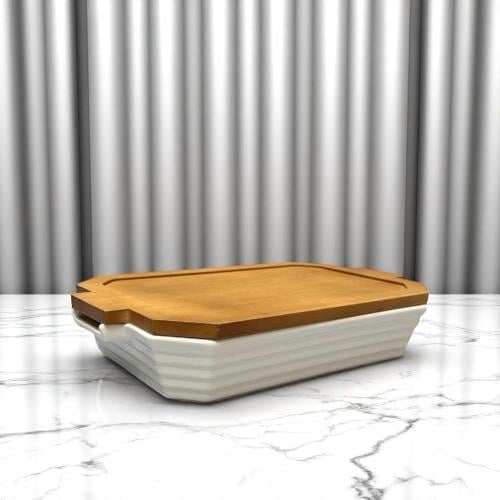 صحن سيراميك بغطاء خشب