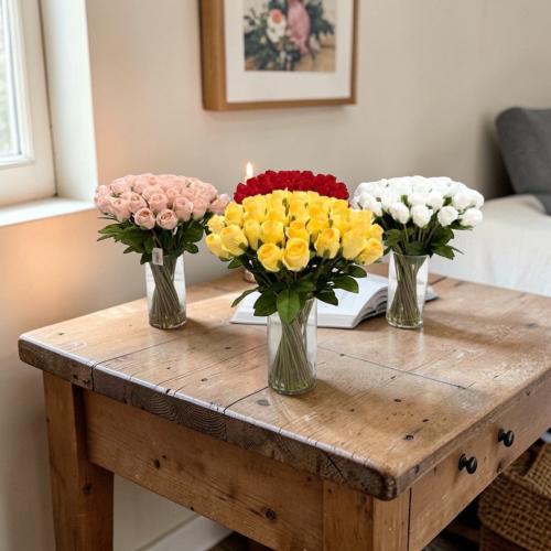 ورد تنسيق ملون فازة زجاج بالحبة