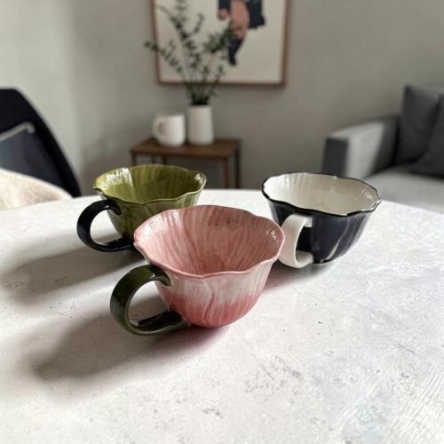 فنجان سيراميك ملون