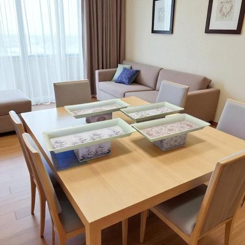 صحن معدن بالحبه