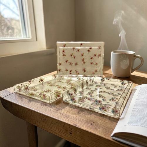 تبسي إكرليك شفاف مقاسين