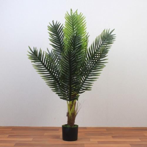 شجر أخضر كبير