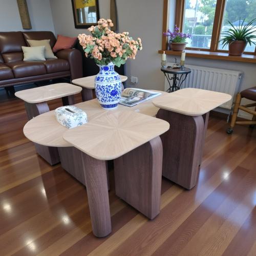 طقم طاولات خشب 4 + 1 بني