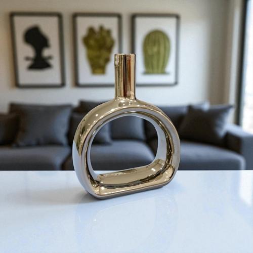 فازة سيراميك فضي