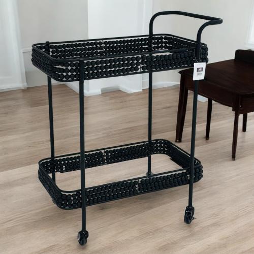 عربية تقديم اسود